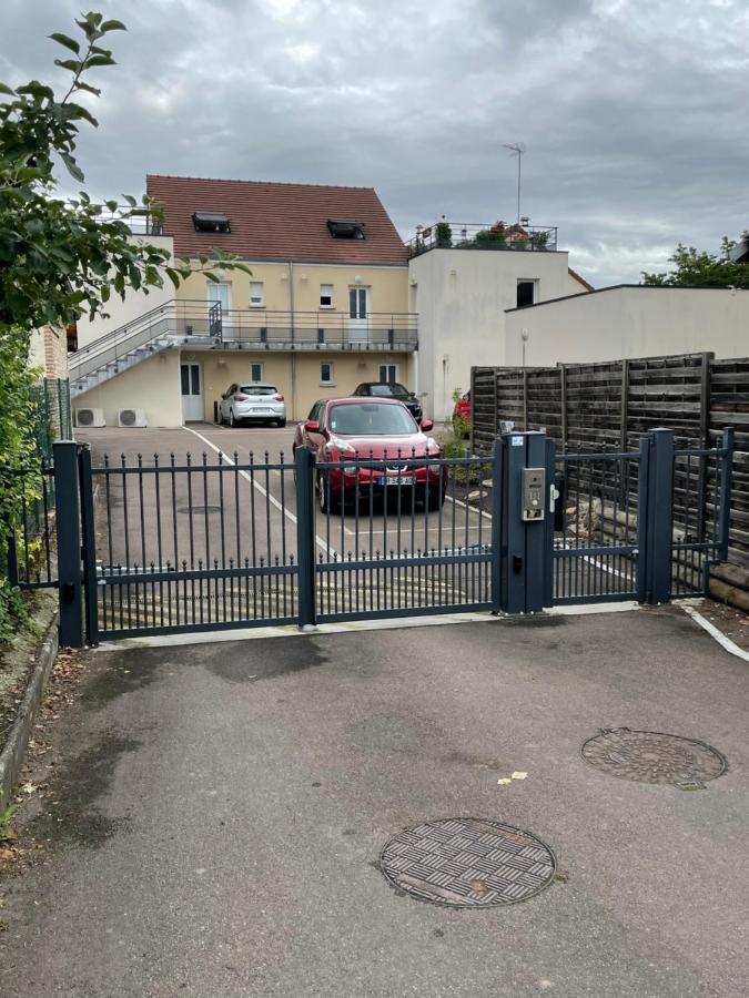 Studio Calme Et Cosy Saint-Julien-les-Villas Exterior foto